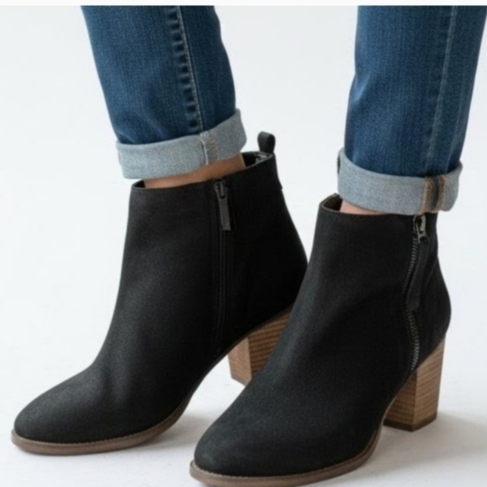 Blondo Nova Black Waterproof Boots 10
